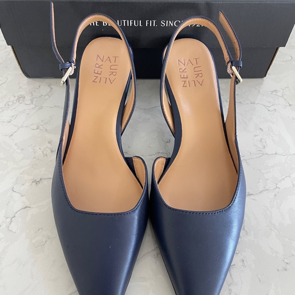 Naturalizer Womens 7 Dalary Pumps Midnight Navy NEW IN BOX ($169+) Sold Out Colo - Picture 4 of 8